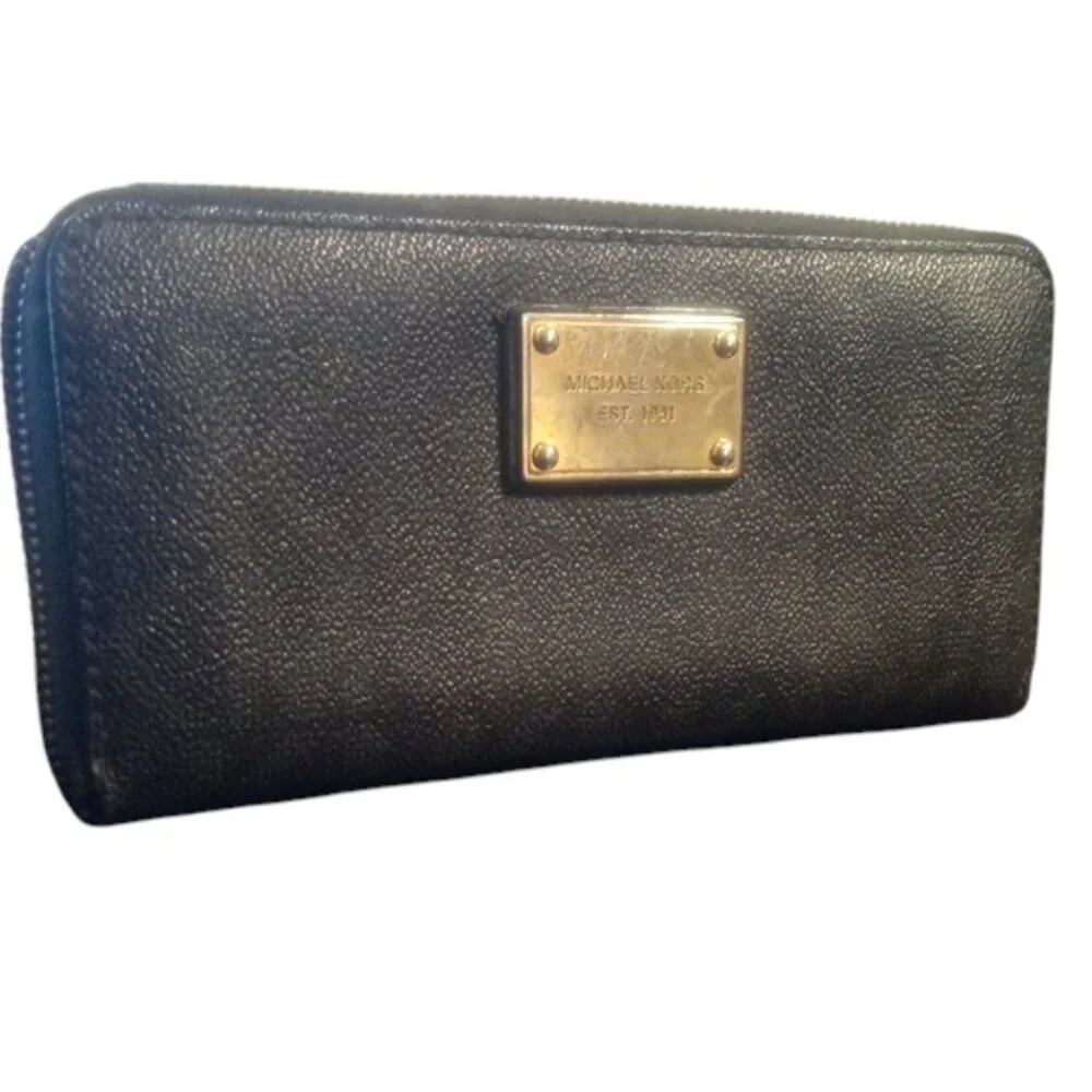 Michael Kors | Leather | Black Zip-Around Wallet | Callout Zipper